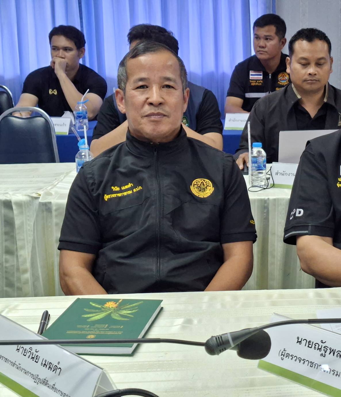 title - ส.ป.ก. ร่วมติดตามรองนายกรัฐมนตรี และรัฐมนตรีว่าการกระทรวงเกษตรและสหกรณ์ (ร้อยเอก ธรรมนัส พรหมเผ่า)  ในการประชุมติดตามความคืบหน้า และรับฟังปัญหาเพื่อกำหนดแนวทางแก้ไขปัญหาโครงการโคบาลบูรพา